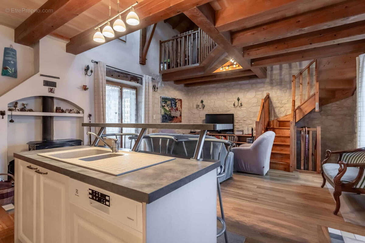 Maison à CASTELSAGRAT