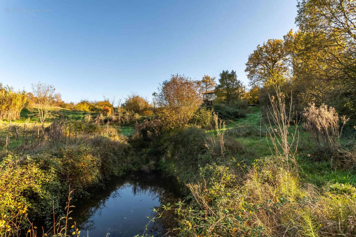 Maison à CASTELSAGRAT