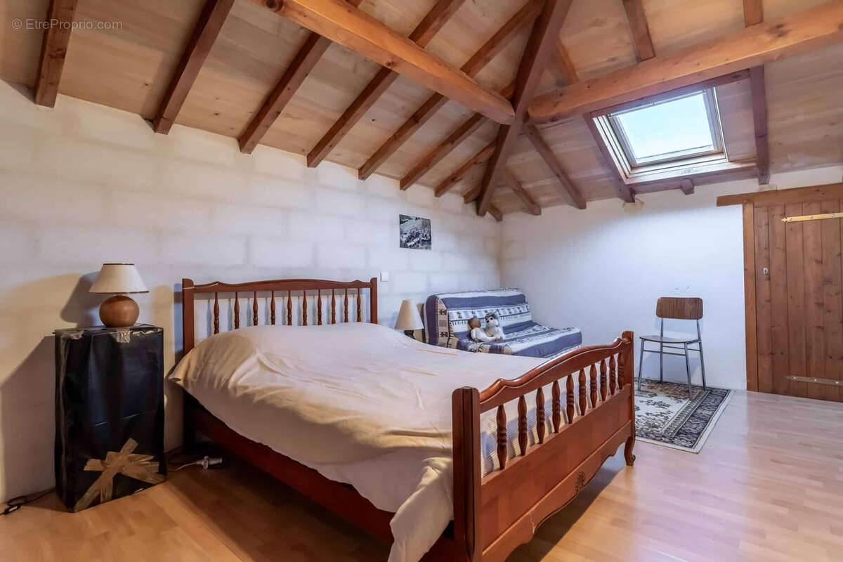 Maison à CASTELSAGRAT