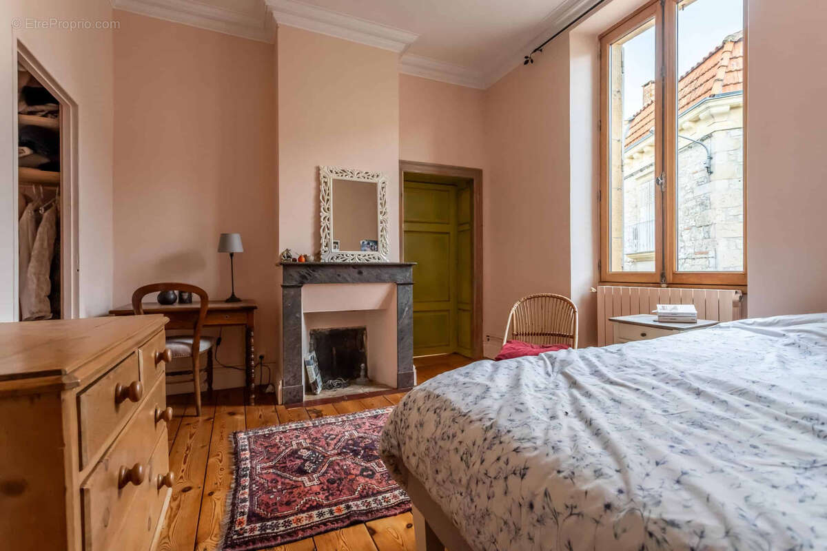 Maison à BOURG-DE-VISA