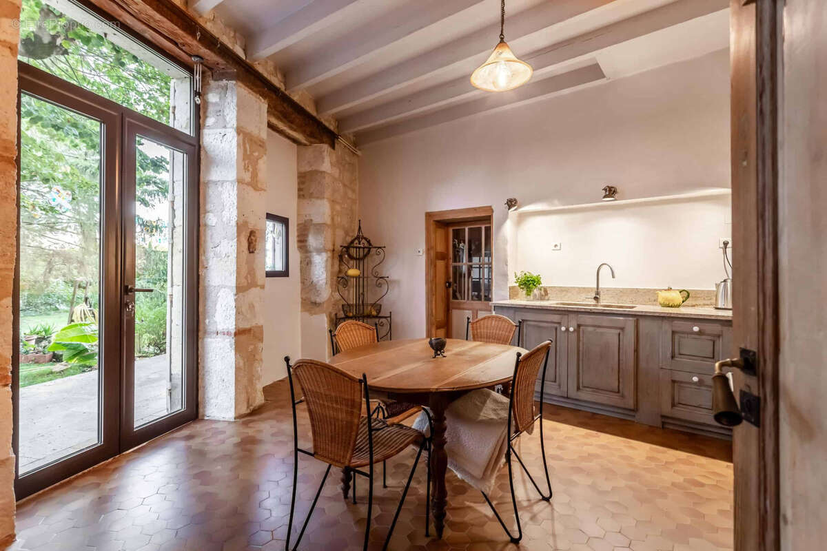 Maison à BOURG-DE-VISA