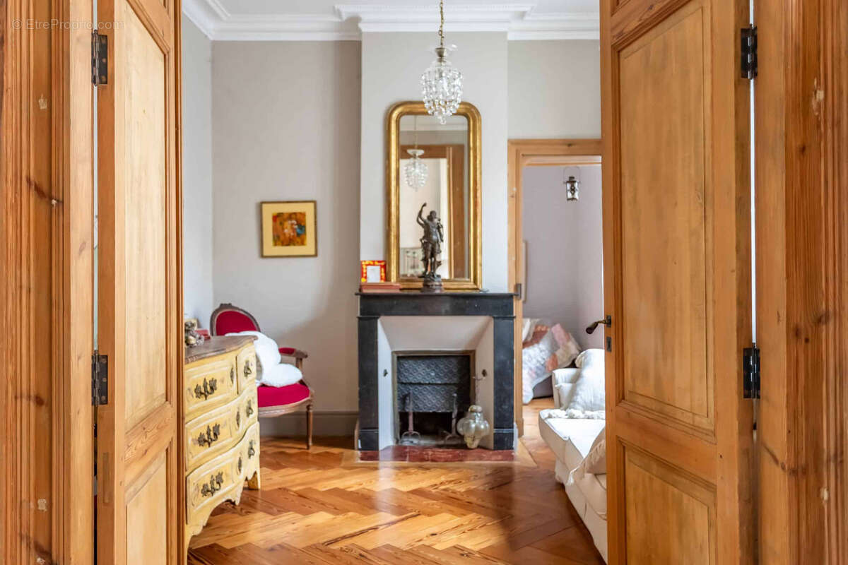 Maison à BOURG-DE-VISA