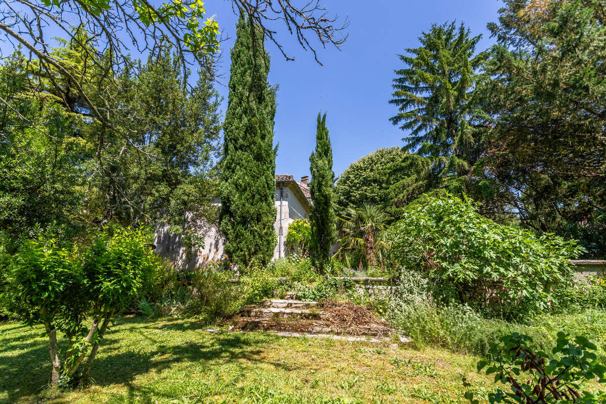 Maison à BOURG-DE-VISA