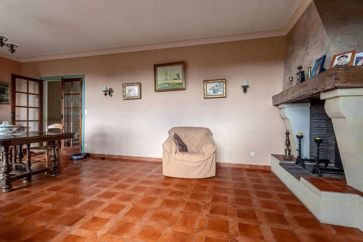 Maison à MONFLANQUIN