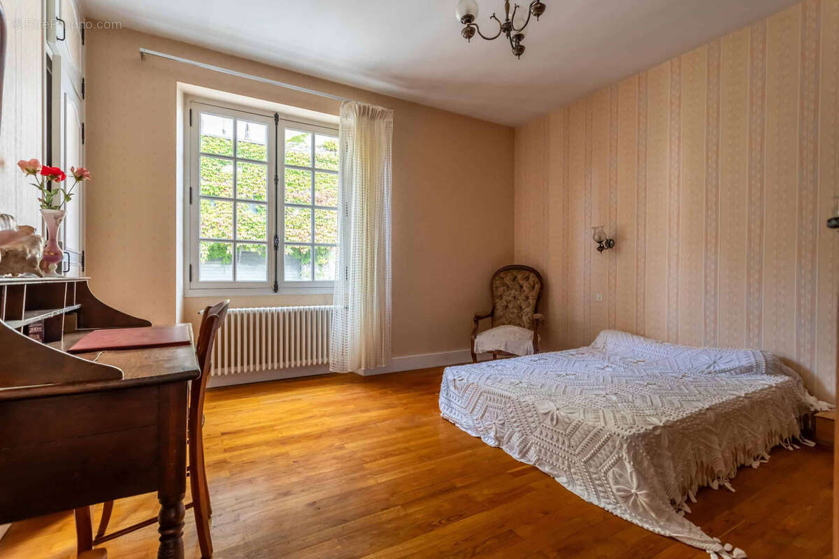 Maison à MONFLANQUIN