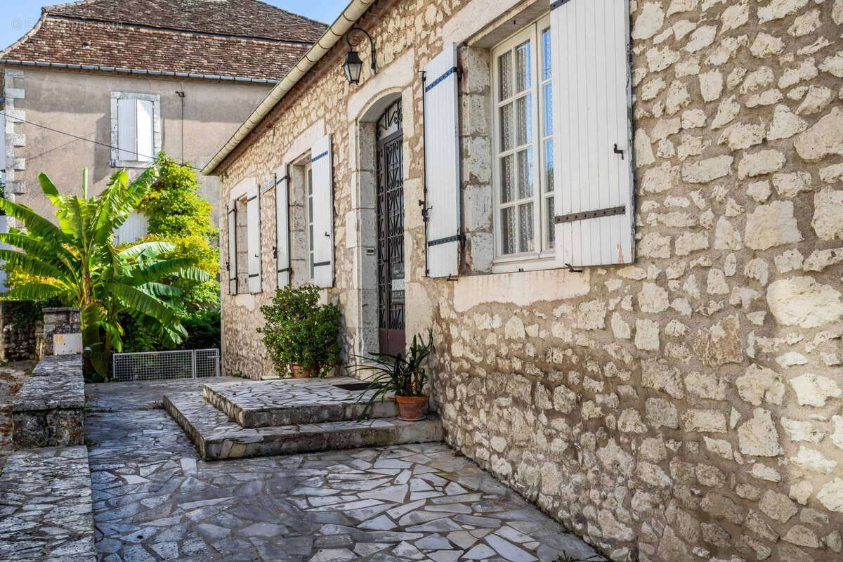 Maison à MONFLANQUIN