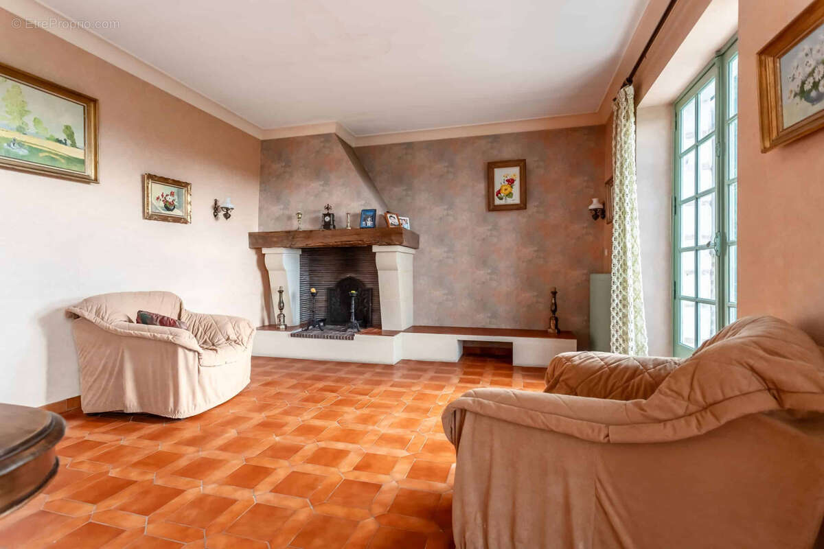 Maison à MONFLANQUIN