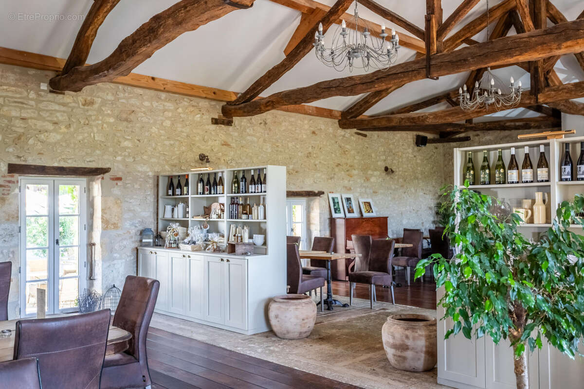 Maison à VIRE-SUR-LOT