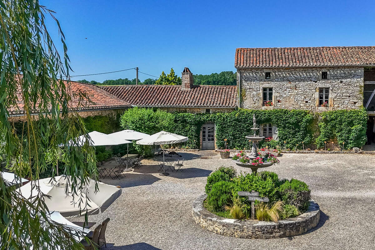 Maison à VIRE-SUR-LOT