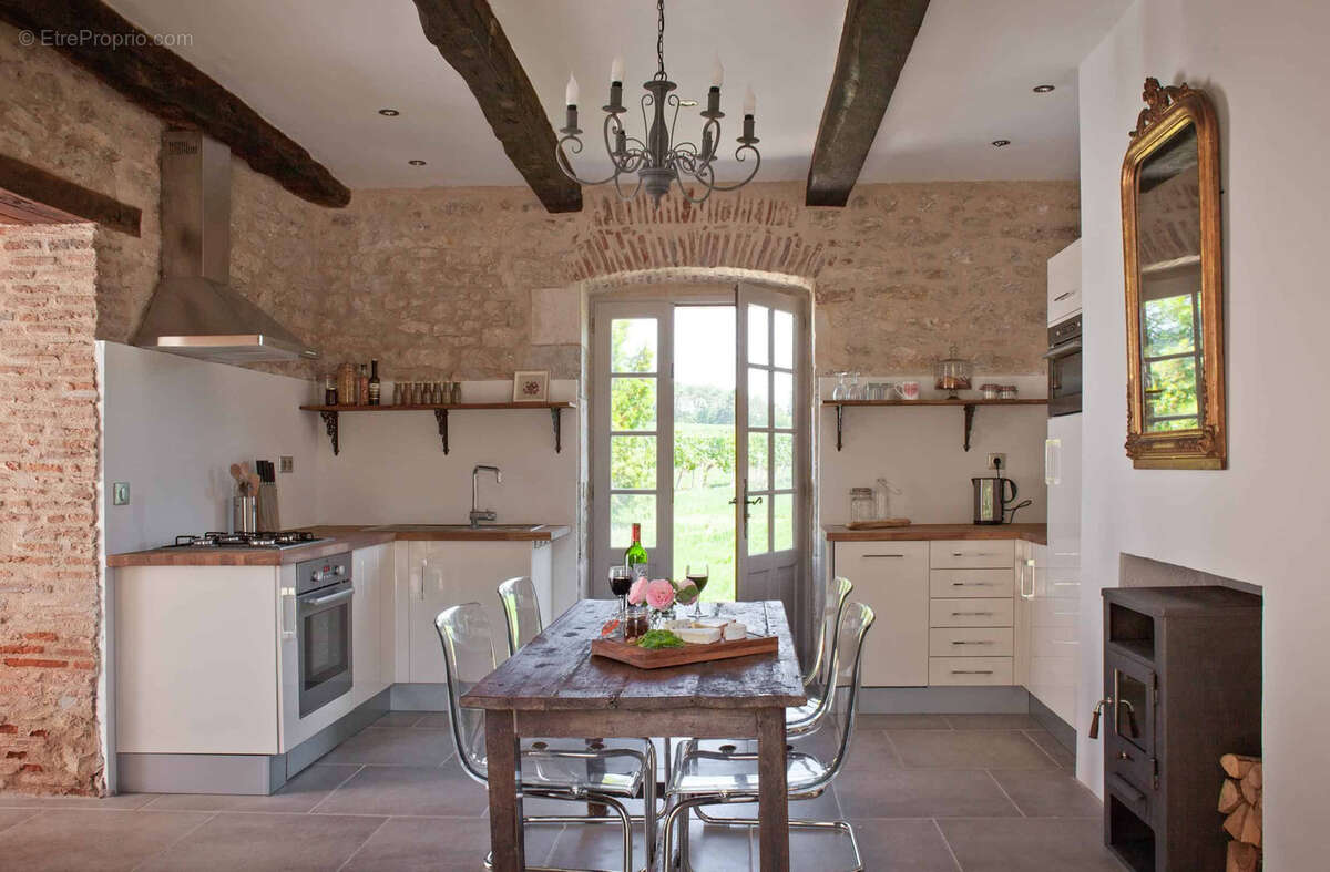 Maison à VIRE-SUR-LOT