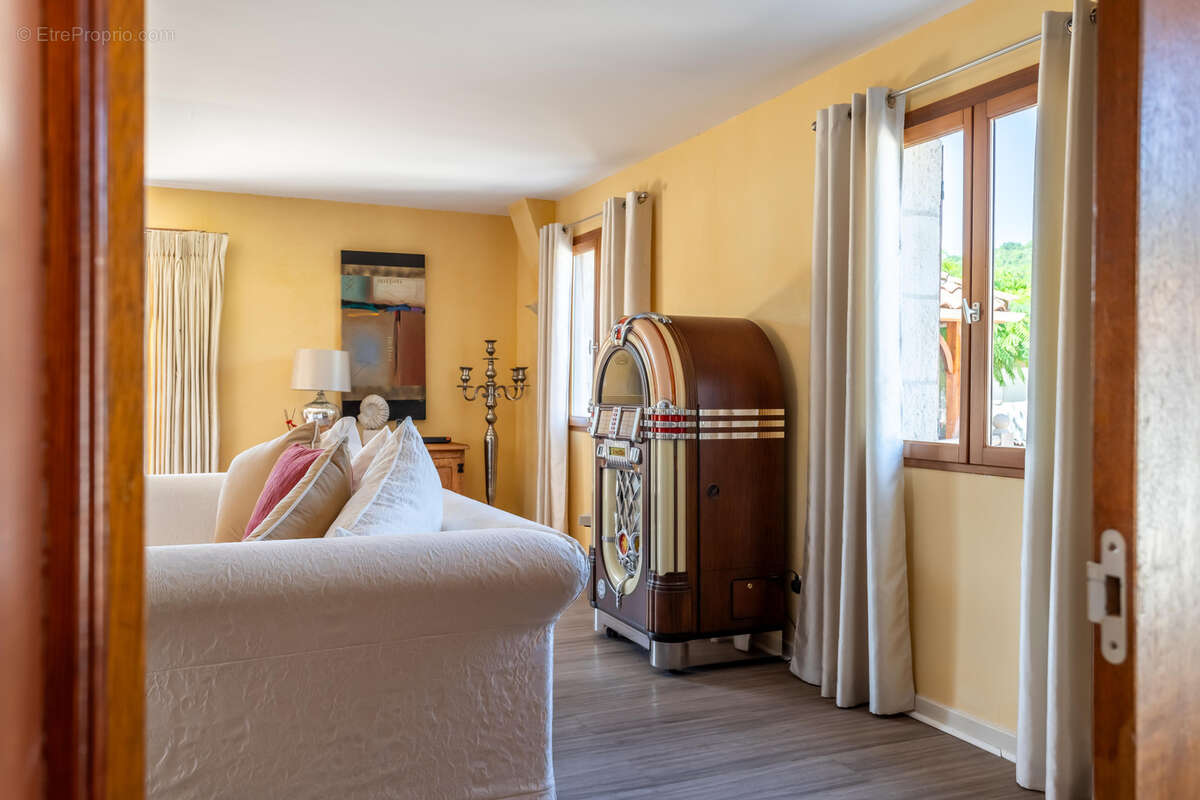 Maison à TOURNON-D&#039;AGENAIS