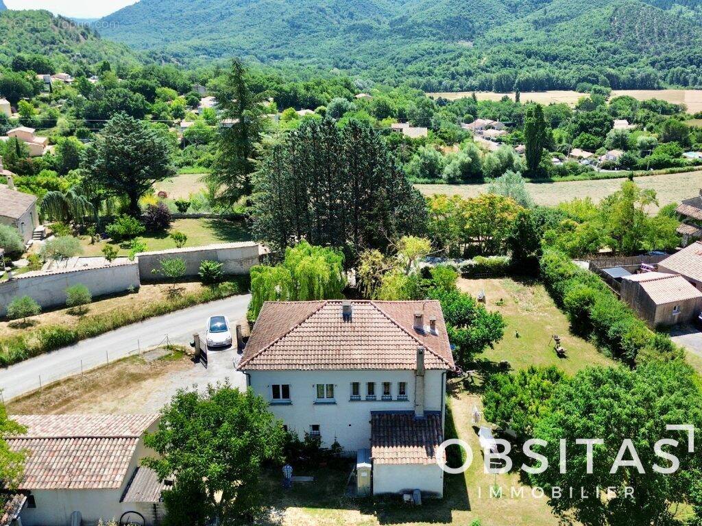 Maison à SAINT-MAIME