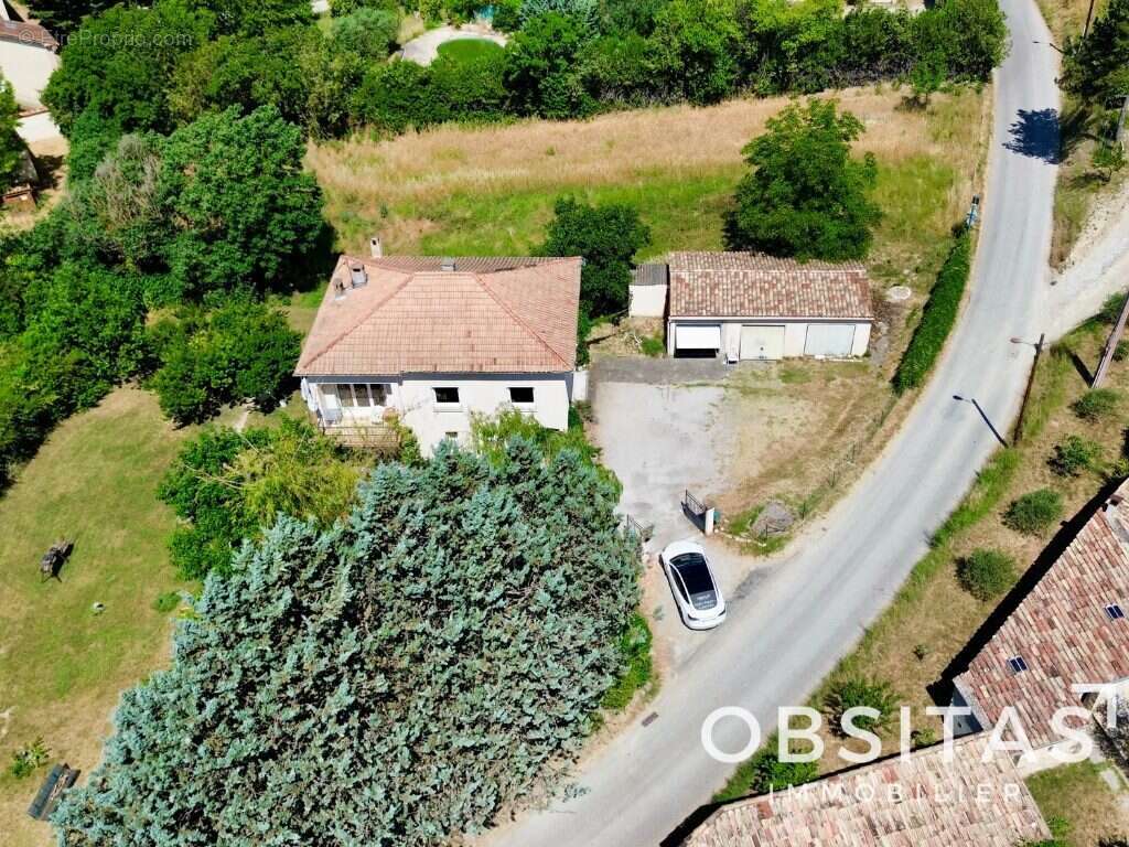 Maison à SAINT-MAIME