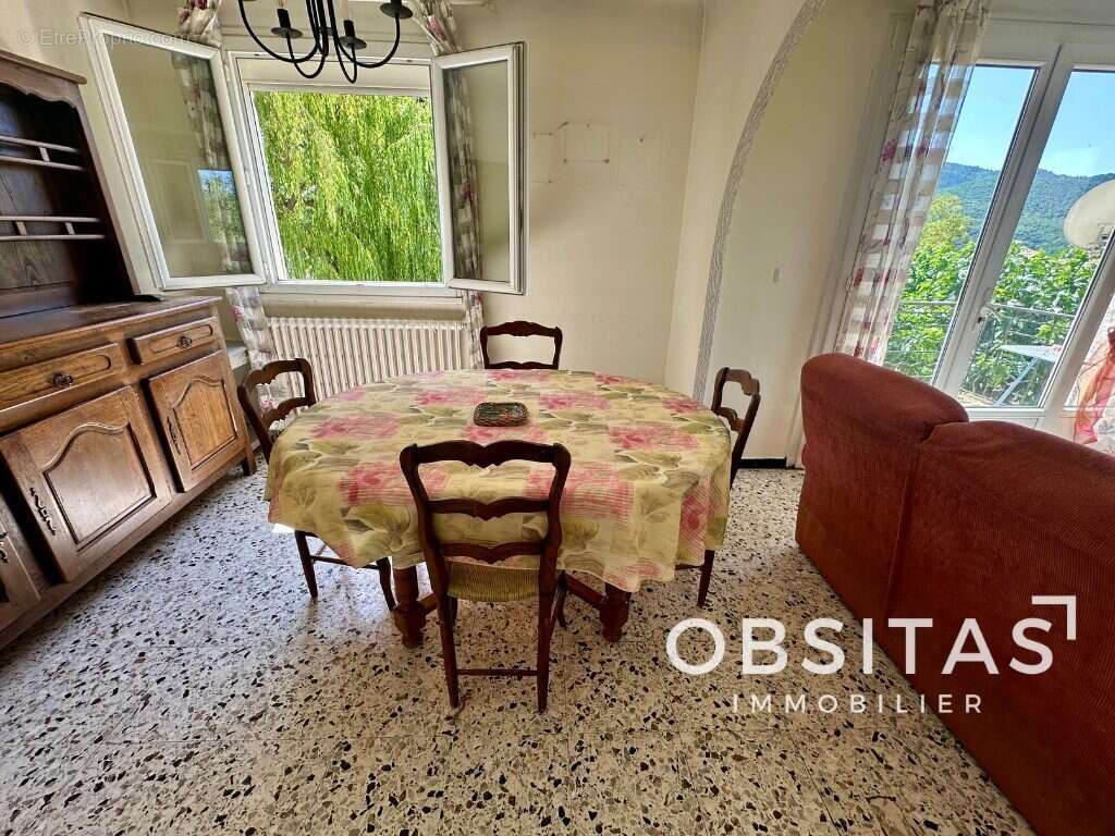 Maison à SAINT-MAIME