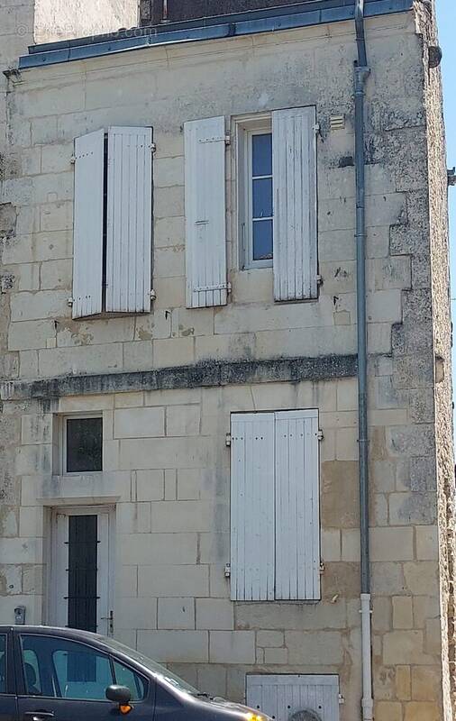 Appartement à SAINTES