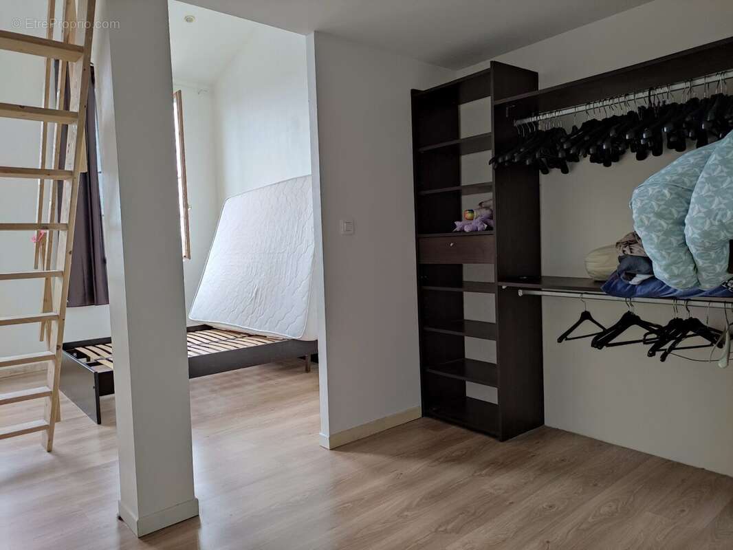 Appartement à SAINTES