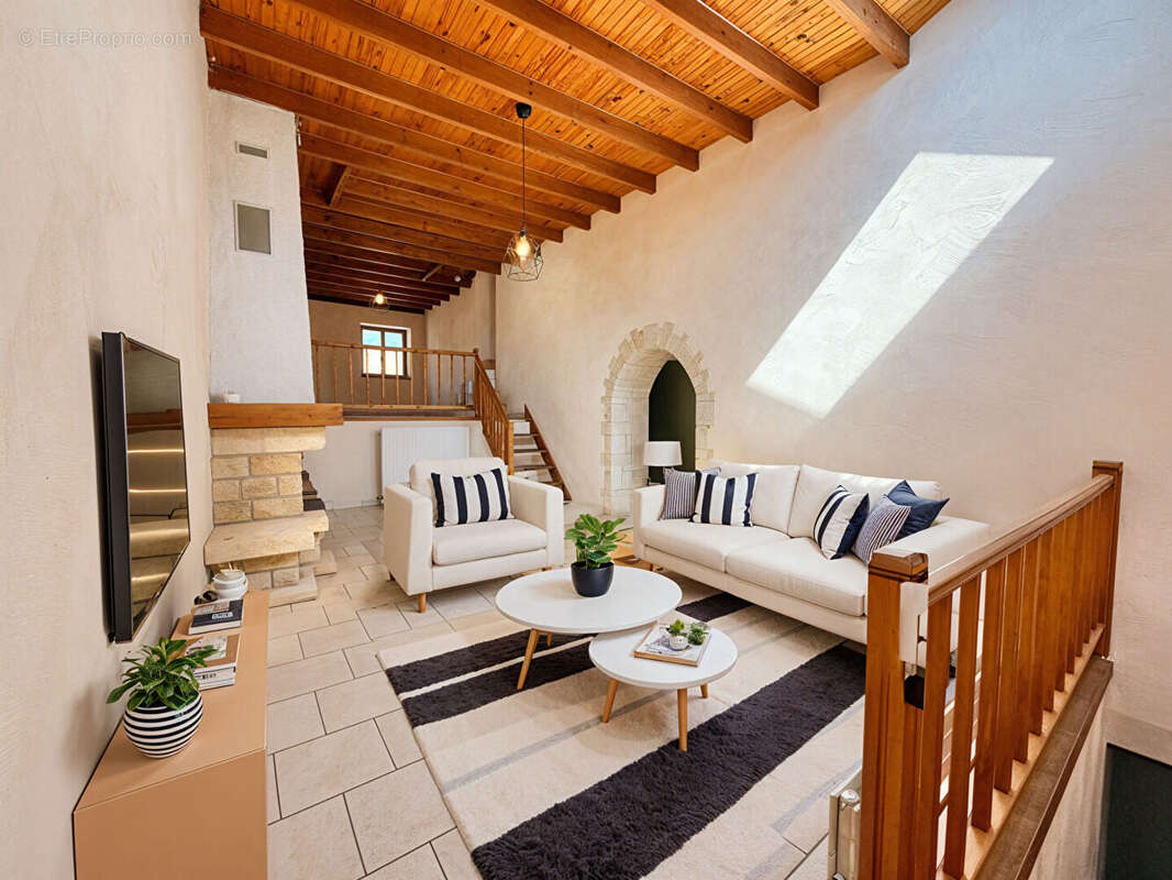 Maison à CHARLEVILLE-SOUS-BOIS