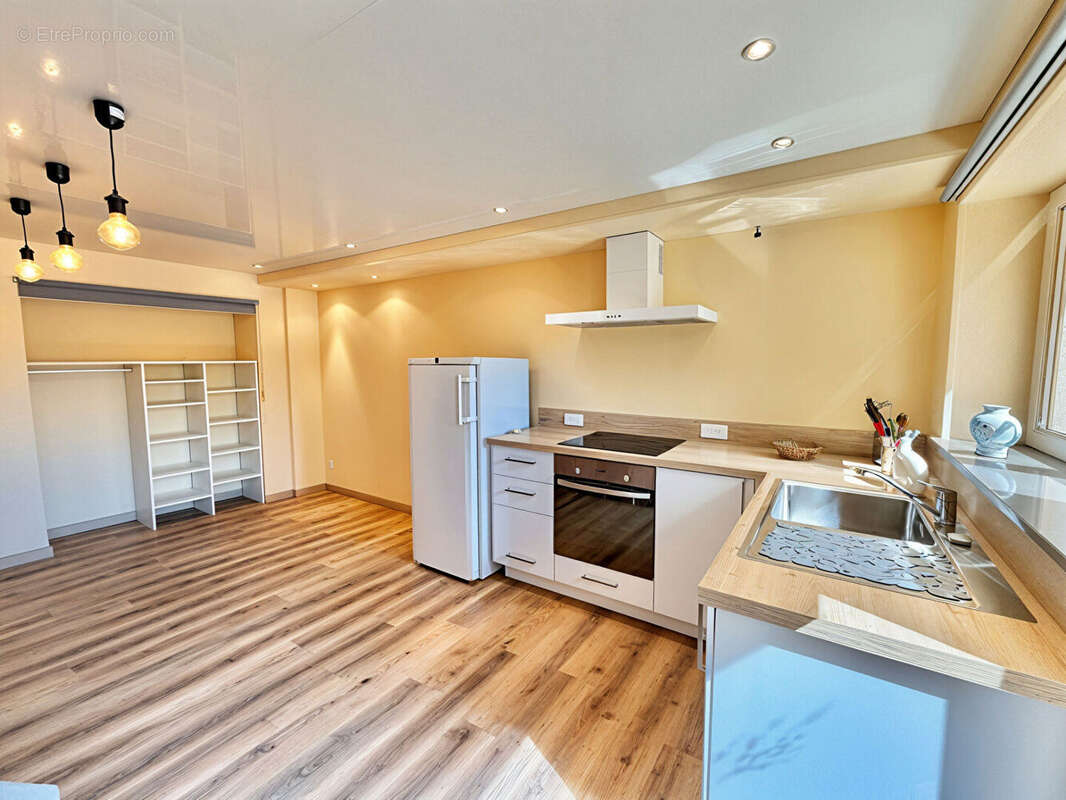 Maison à CHARLEVILLE-SOUS-BOIS