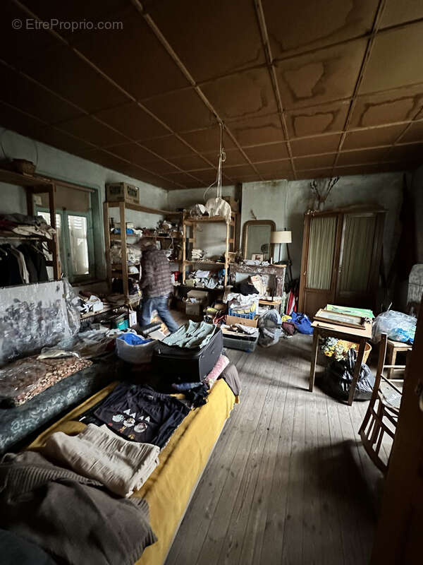 Maison à MONT-SAINT-ELOI