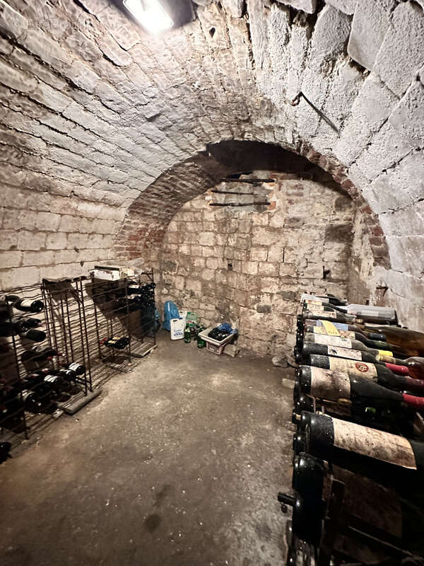 Maison à MONT-SAINT-ELOI