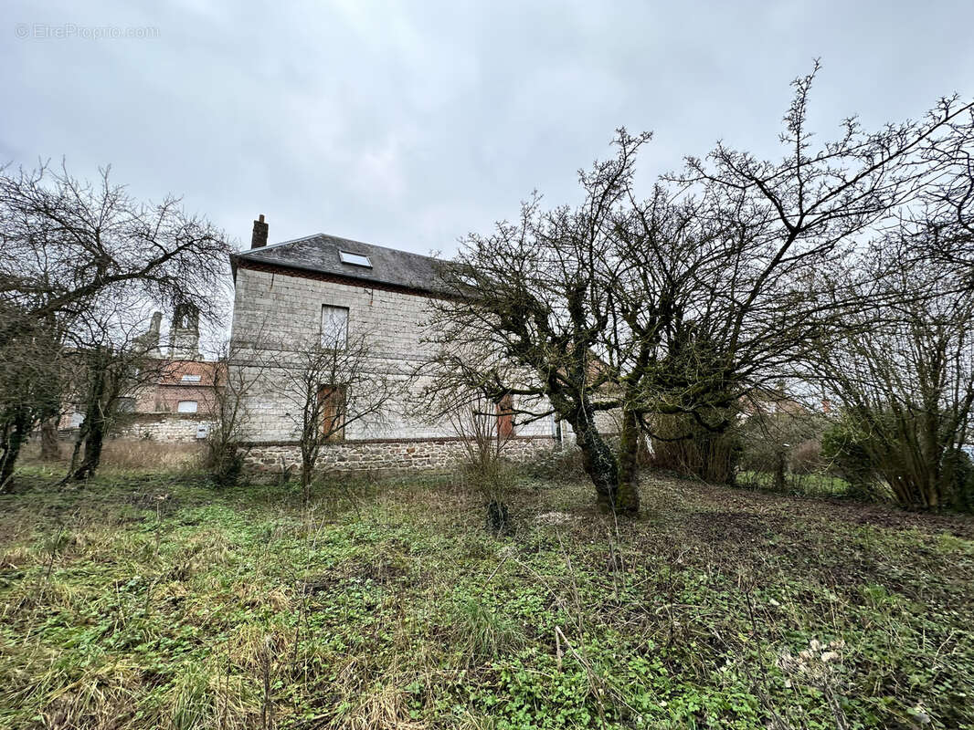 Maison à MONT-SAINT-ELOI