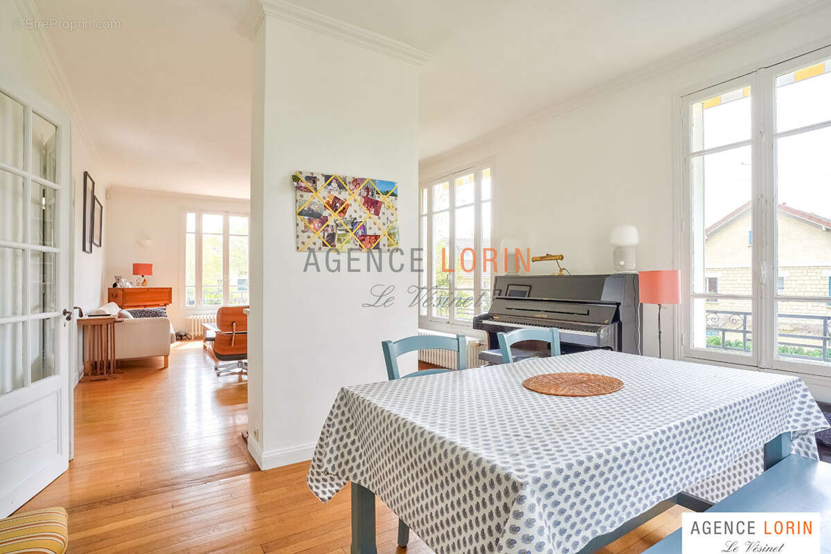 Maison à LE VESINET