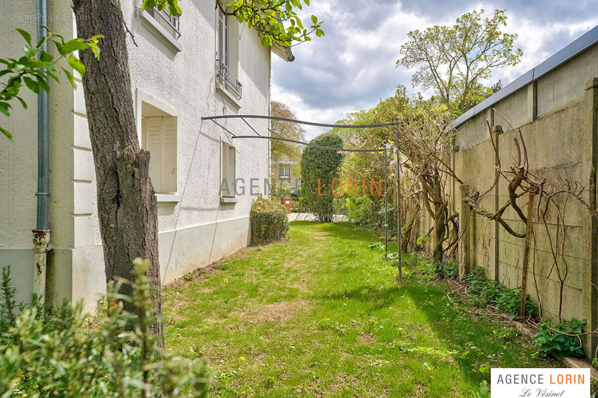 Maison à LE VESINET