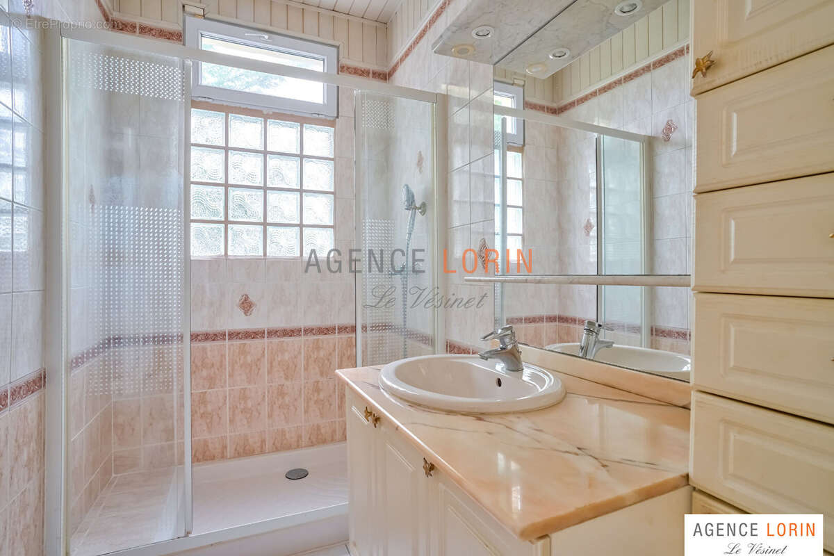 Maison à LE VESINET