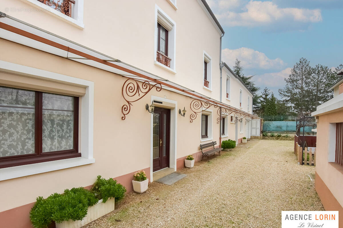 Maison à CROISSY-SUR-SEINE