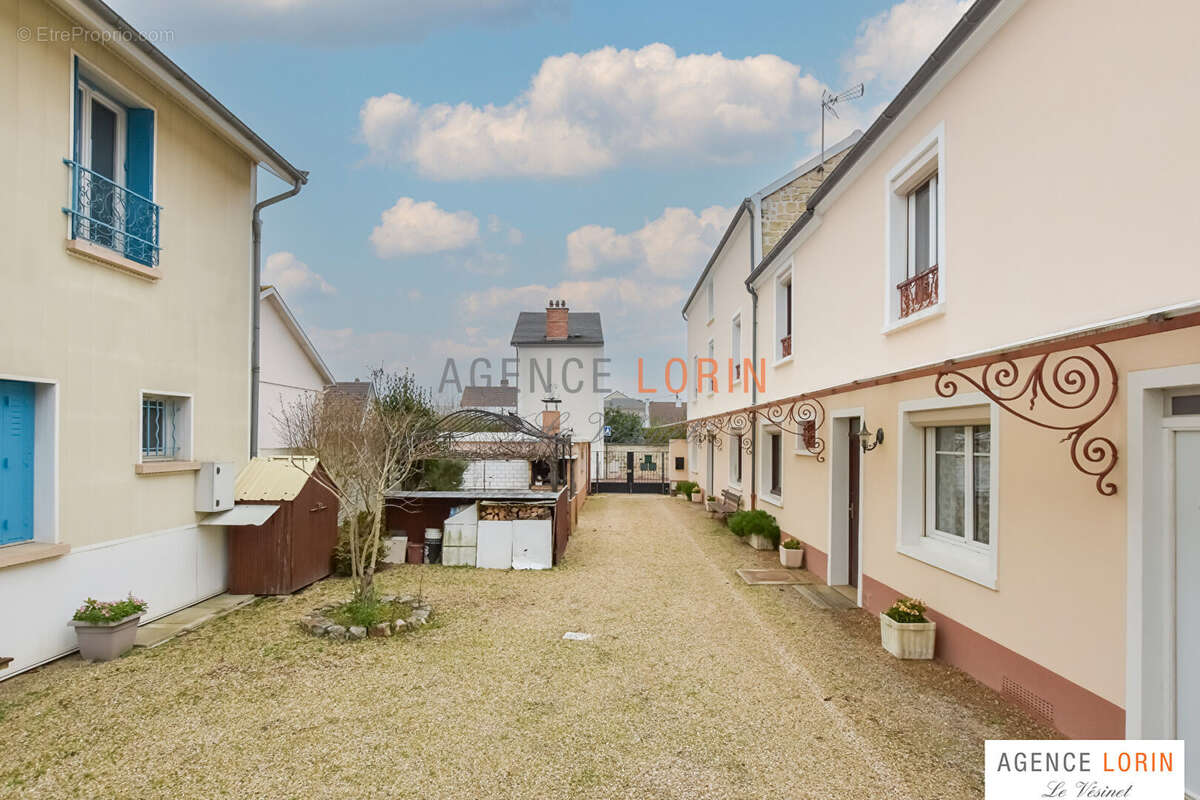 Maison à CROISSY-SUR-SEINE