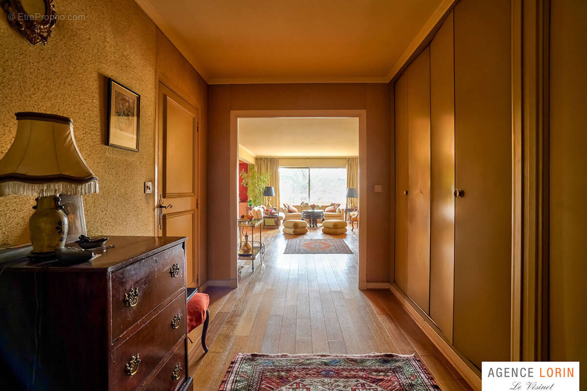 Appartement à LE VESINET