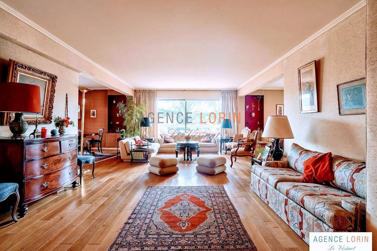 Appartement à LE VESINET