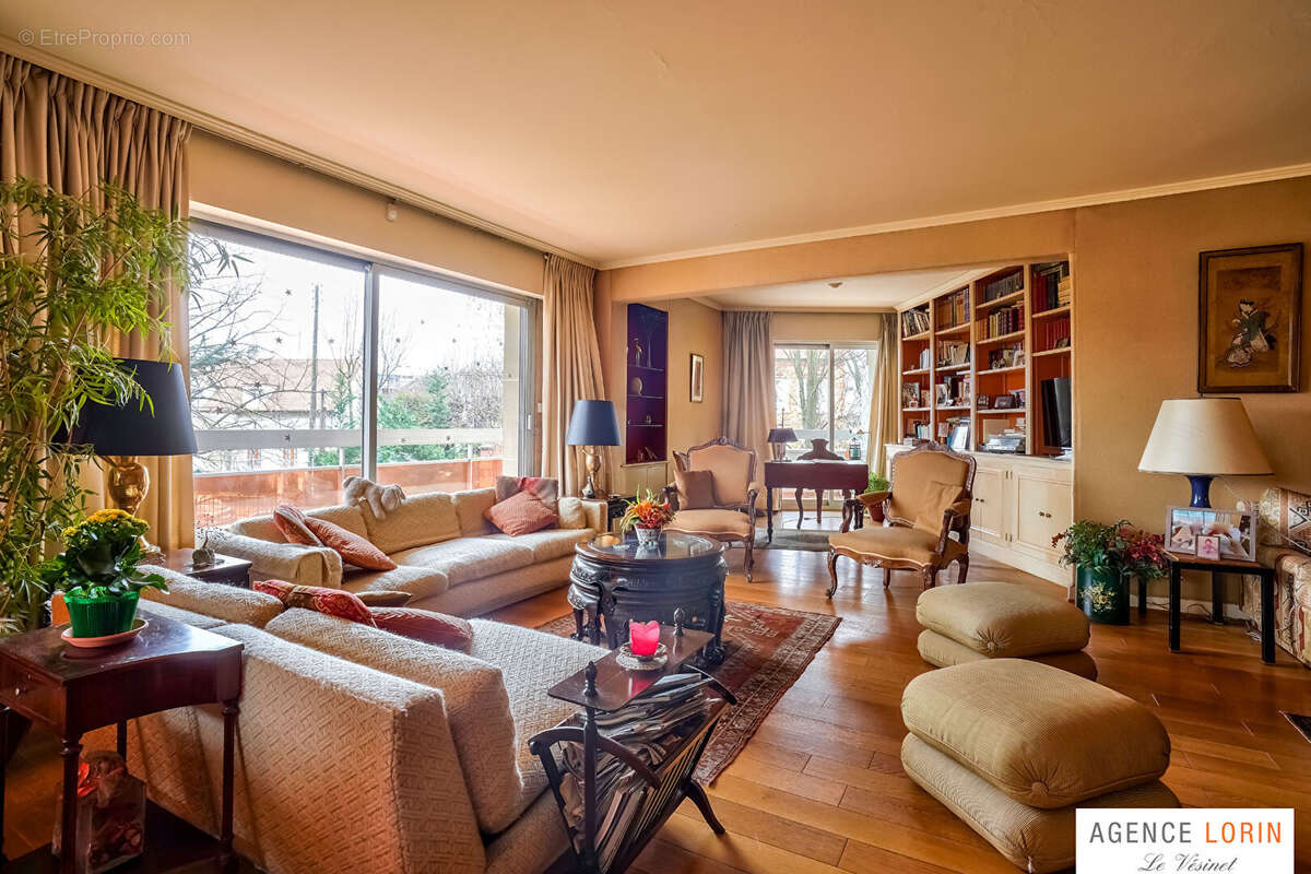 Appartement à LE VESINET