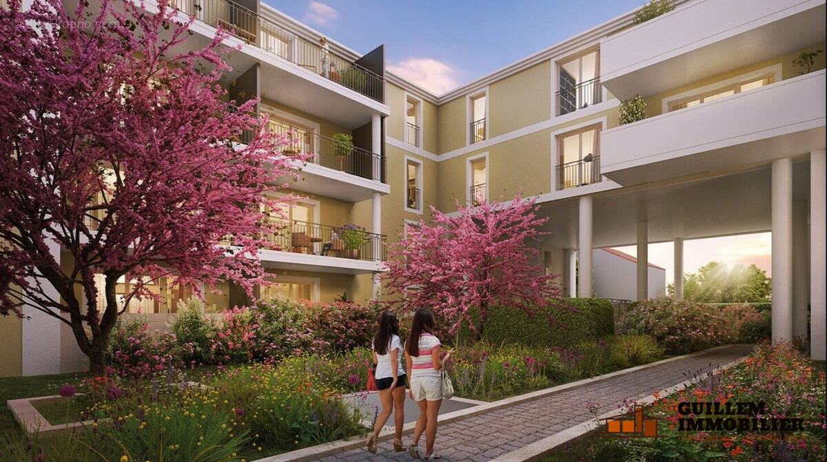 Appartement à LA LONDE-LES-MAURES