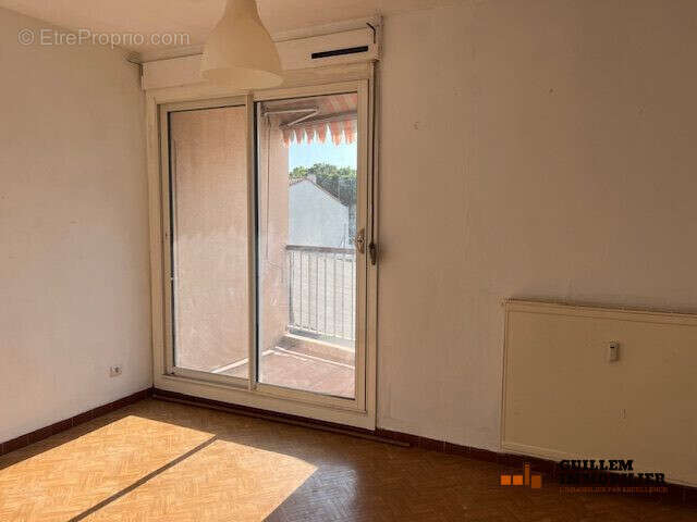 Appartement à SAINT-MARTIN-DE-CRAU