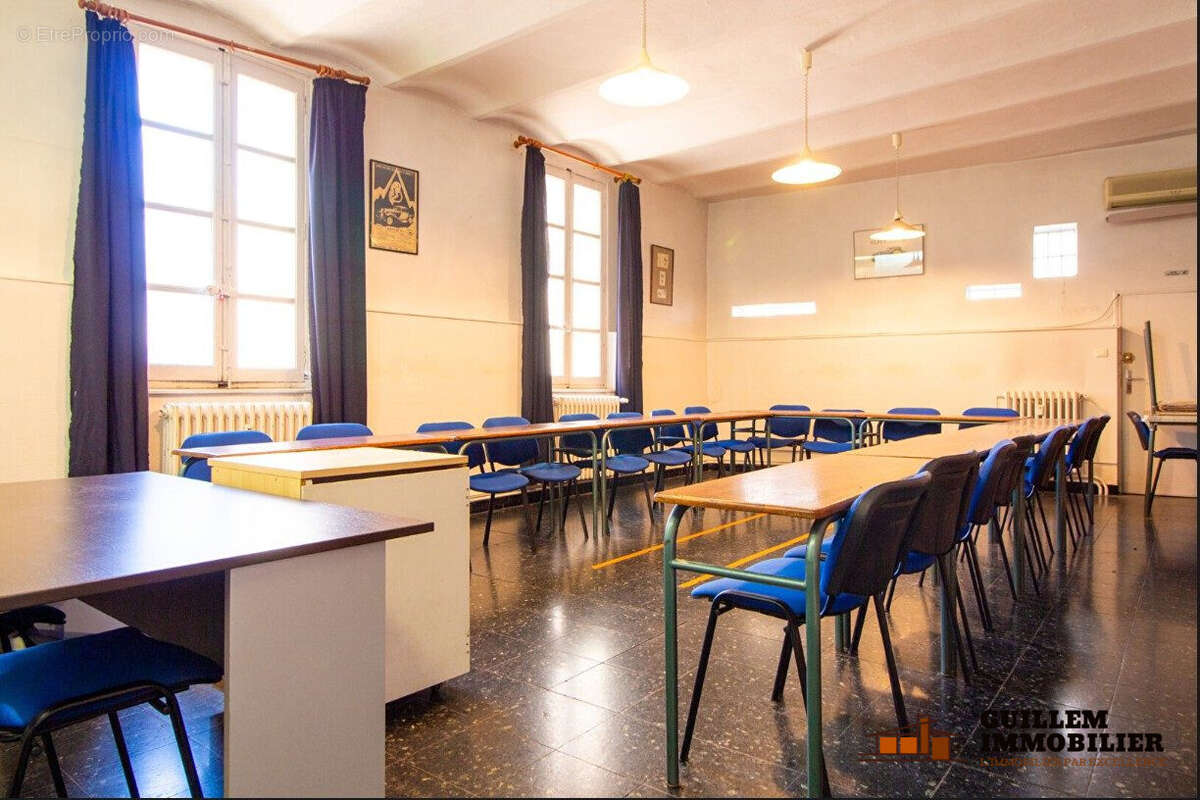 Commerce à AIX-EN-PROVENCE