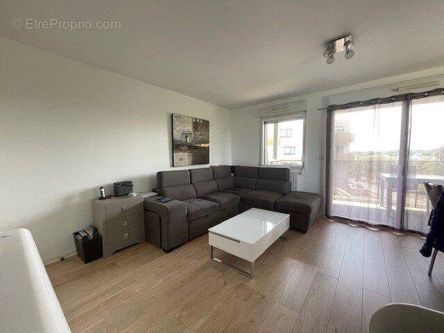 Appartement à SAINT-JACQUES-DE-LA-LANDE