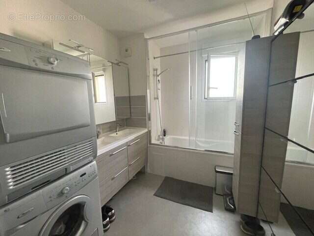 Appartement à SAINT-JACQUES-DE-LA-LANDE