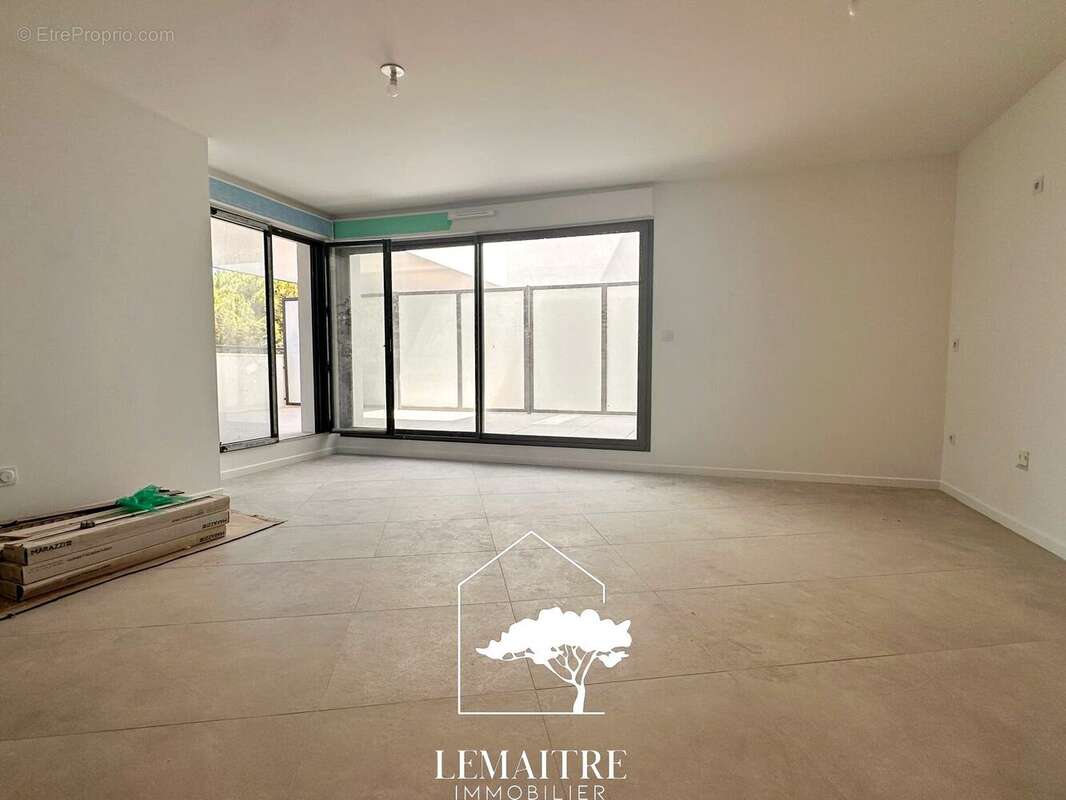 Appartement à LES MATHES