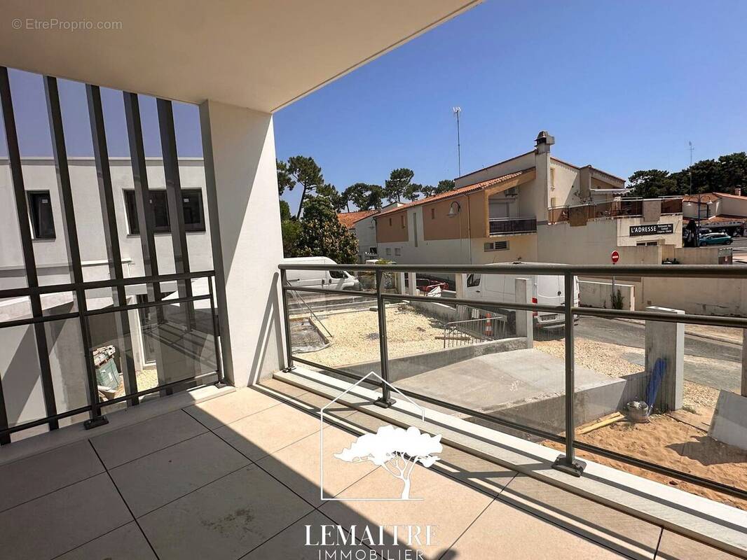 Appartement à LES MATHES