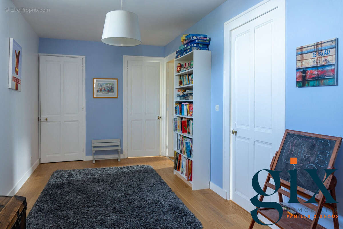 Maison à LA TRONCHE