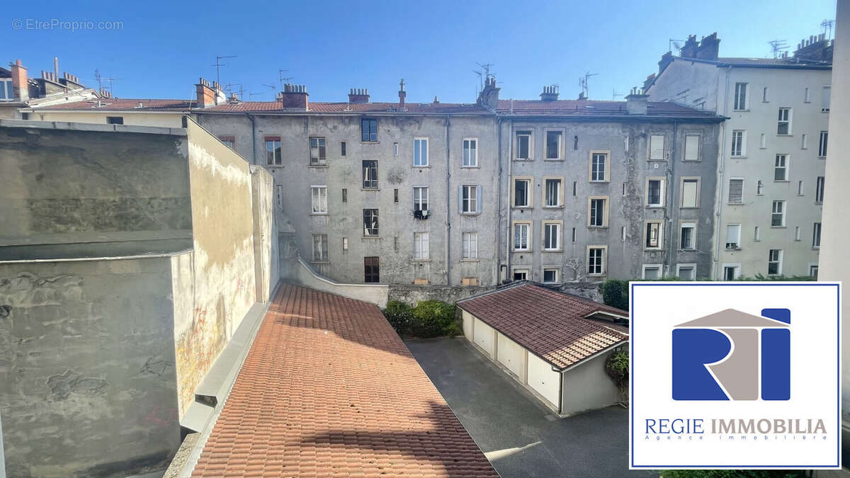 Cour intérieur - Appartement à GRENOBLE