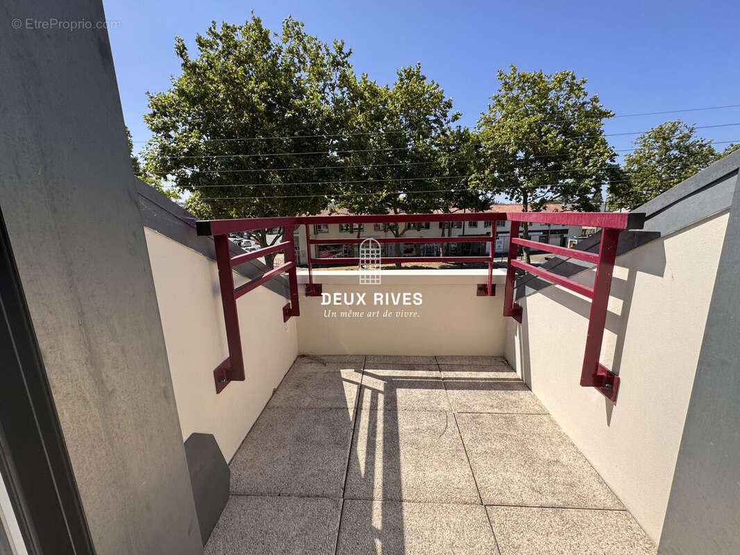 Appartement à SAINT-SEBASTIEN-SUR-LOIRE