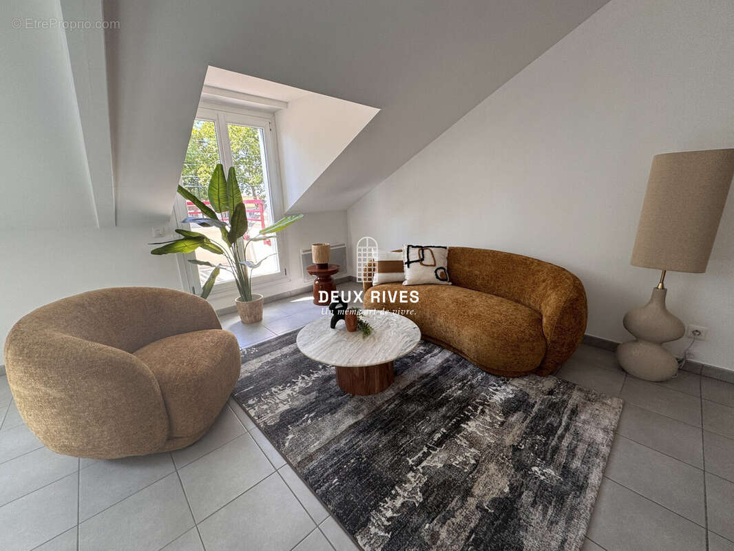 Appartement à SAINT-SEBASTIEN-SUR-LOIRE