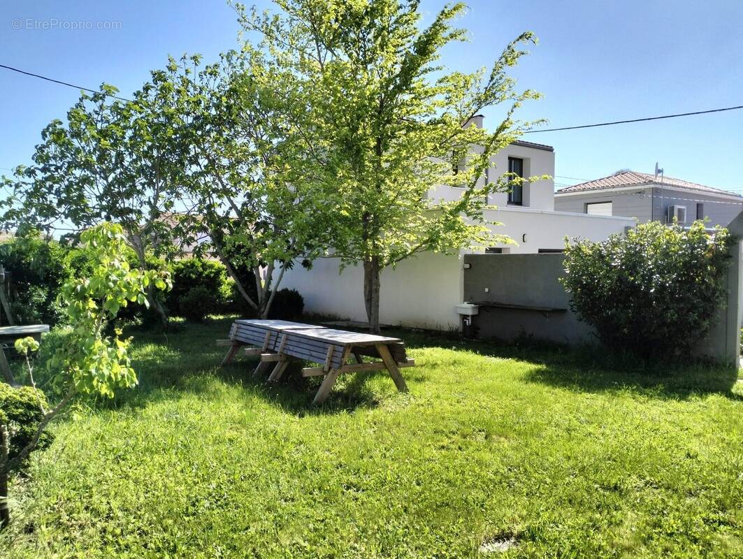 Terrain à LES SABLES-D&#039;OLONNE