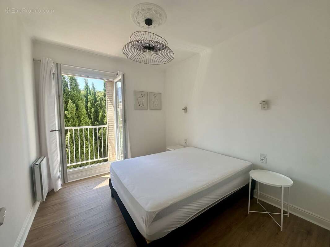 chambre 1 - Appartement à CASSIS