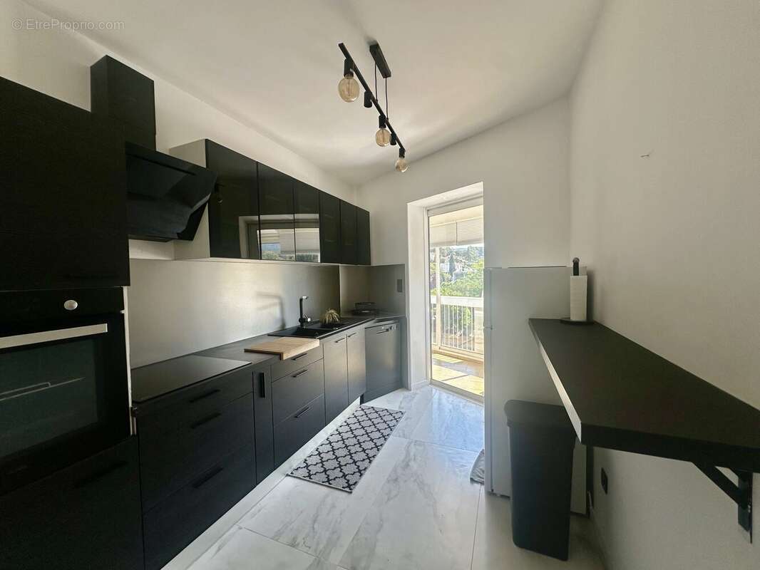 cuisine indépendate - Appartement à CASSIS