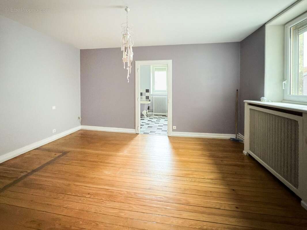 T6 duplex- chambre 1 (suite parentale) - Maison à EPINAL