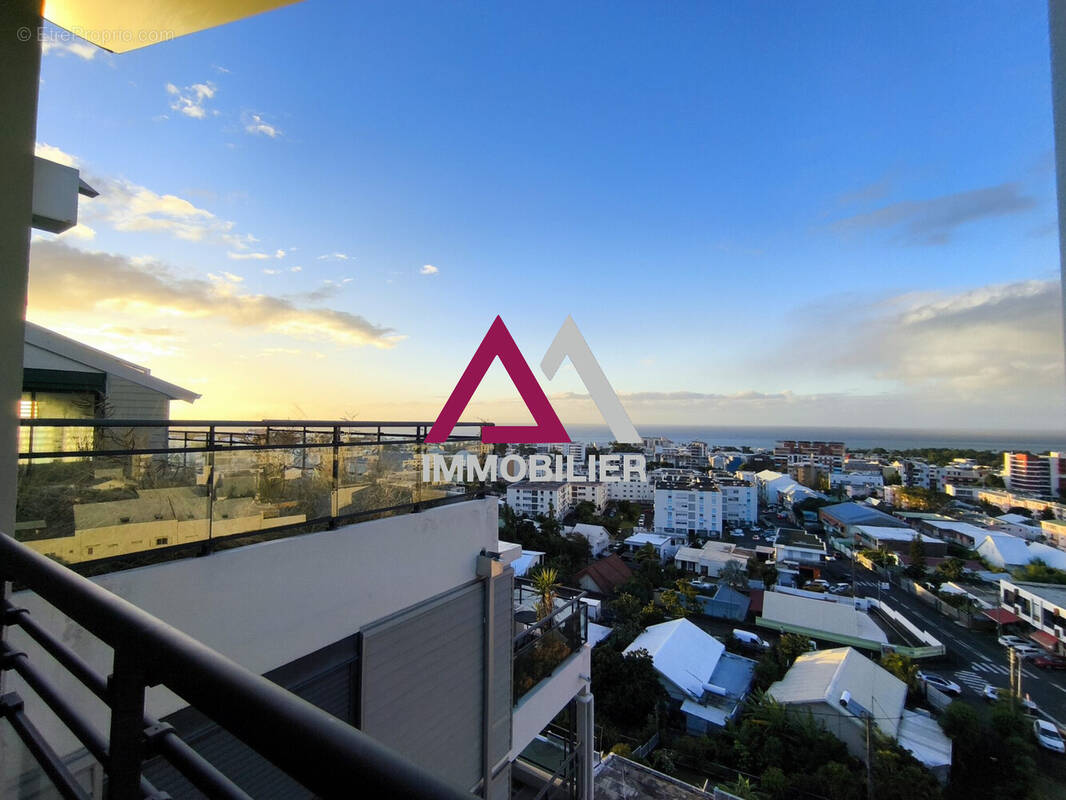 Appartement à SAINT-DENIS