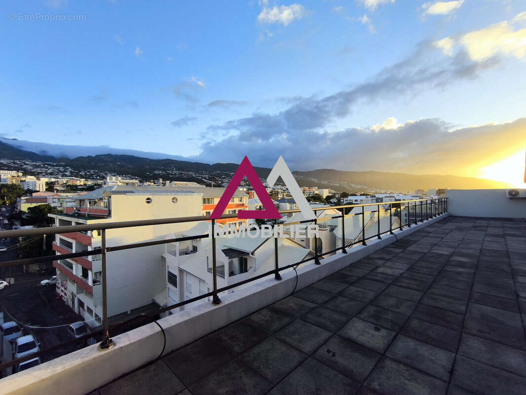 Appartement à SAINT-DENIS